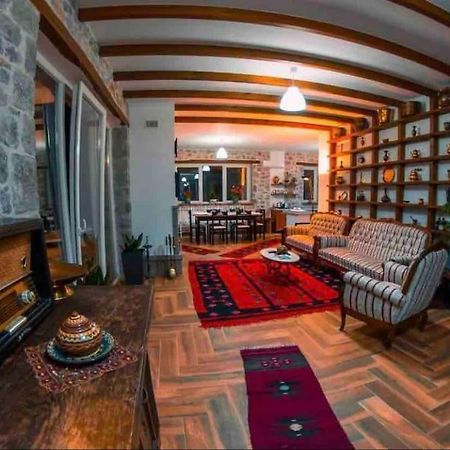 Vintage House With Stunning View Of Shkodra Lake Villa Exterior photo